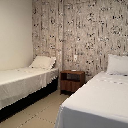 Apartamento Climatizado Ao Lado Do Premium Hosp. Goiânia Eksteriør bilde