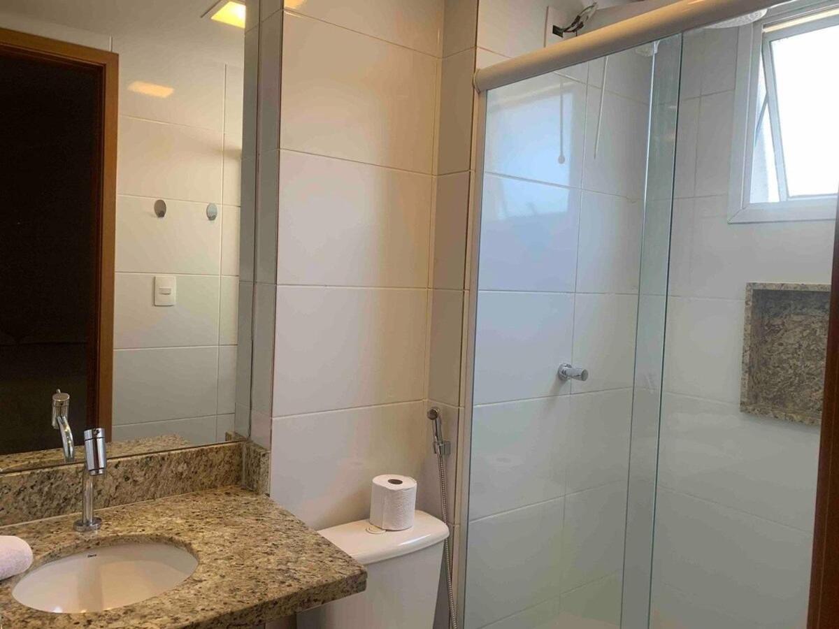 Apartamento Climatizado Ao Lado Do Premium Hosp. Goiânia Eksteriør bilde